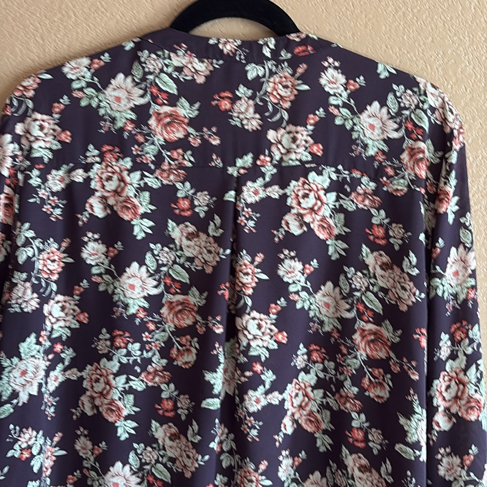 Forever 21+ plus size 2X top - Picture 8 of 8